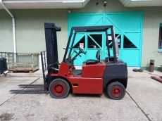 Balkancar DV 1786.33 típusú bolgár diesel targonca