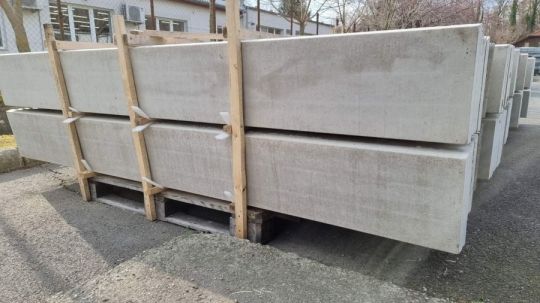 Beton lábazati elem, kerítés lábazat, vadháló, drótfonat!