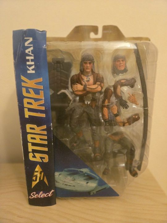 Bontatlan Diamond Select Toys áltak gyártott STAR TREK SELECT: KHAN