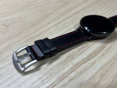 Bőr óraszíj piros cérnával 20mm-es méretben