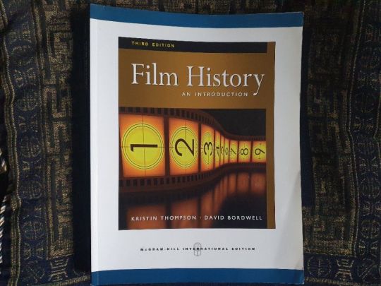 Bordwell -Thompson: Film History: An Introduction -angol nyelvű