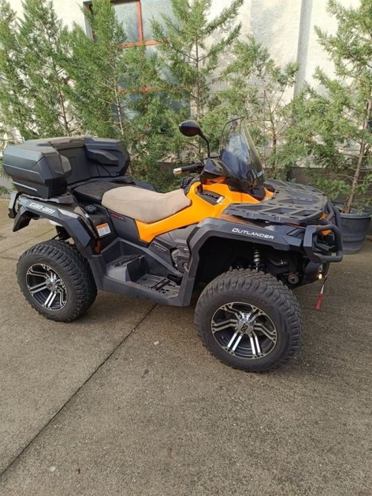 Használt újszerű állapotú Can-Am Quad