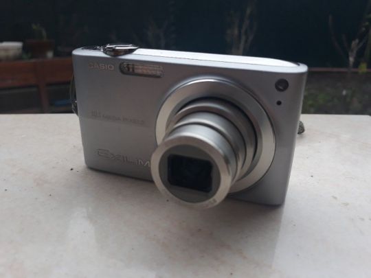 Casio Exilim EX - Z200 digitális fényképezőgép