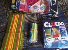 Cluedo - kártyajáték, mikádó, gyümölcs-dominó +ajándék