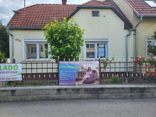 Családi ház eladó Győrben