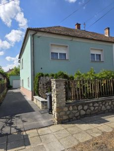 Családiház