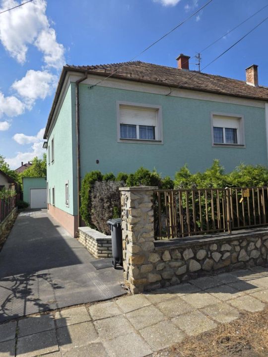 Családiház