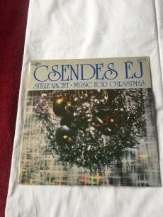CSENDES ÉJ MUSIC FOR CHRITMAS