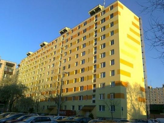 Csepelen hatalmas garzon lakás kiadó!
