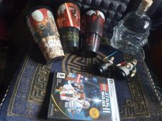 Csillagok háborúja -Star Wars PC-játék, poharak, figurák