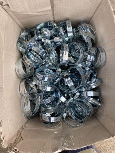 Csőbilincs Ø 32 mm- Ø 90mm-ig