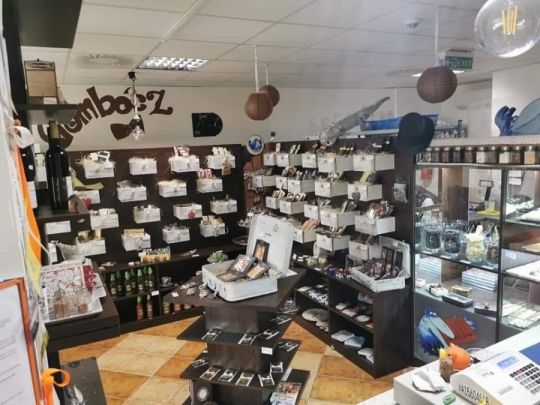 Csokoládé bolt, látványműhellyel