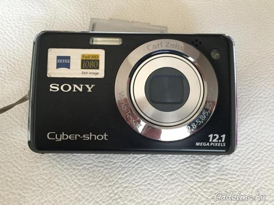 Digitális Fényképező - Sony Cyber-Shot DSC-W210 12.1 Mega Pixels