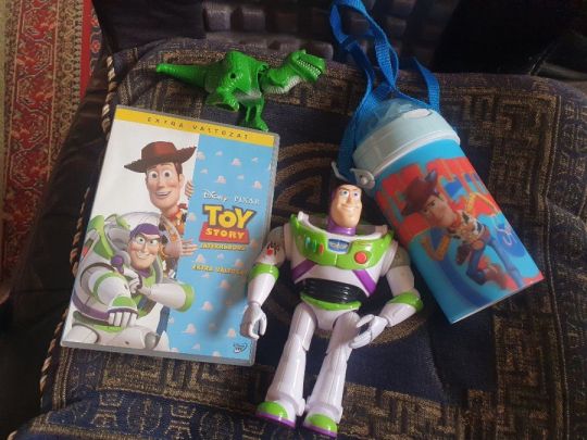 Disney Pixar Toy Story DVD -Buzz Lightyear,Krumplifej Úr,kulacs