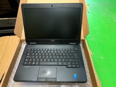 Dr-PC.hu 06.07. 1 a közel 2000ből:DELL LATITUDE E5470 HUN