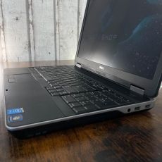 Dr-PC.hu 06.29. A nagyképű: Dell Latitude E5550