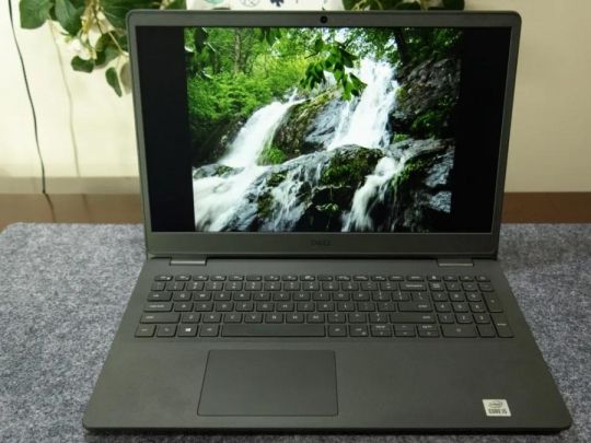 Dr-PC.hu 07.03. 1 DELL a közel 2000db-os kínálatból: Inspirion 15
