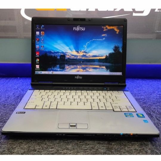 Dr-PC.hu: felújított Fujitsu S751 bitang jó áron SSD-vel!