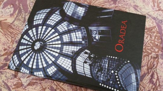 Dr.Aurel Chiriac: Oradea -Nagyvárad -román-magyar-angol nyelvű