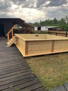 Egyedi ajánlat , Medence eladò