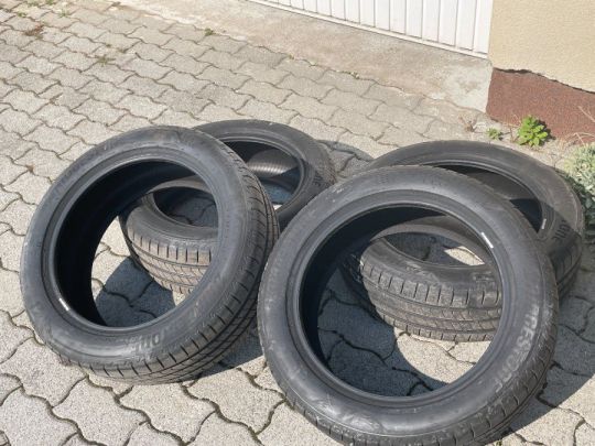 Eladó 4db Bridgestone nyári gumi