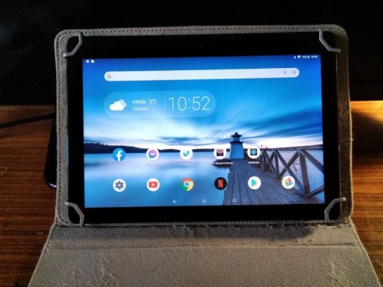 Eladó egy Lenovo M 10 tablet, 10.1