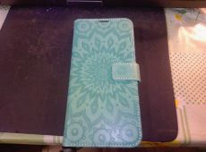 Eladó egy vadi új Samsung Galaxy A16 5G flip telefontok,