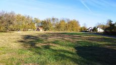 Eladó építési telek Csemőben, Pest vármegyében.