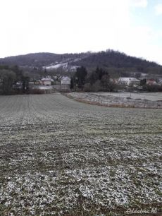 Eladó épitési telek