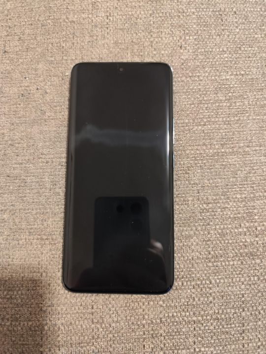 Eladó honor 90 mobiltelefon tartozékok