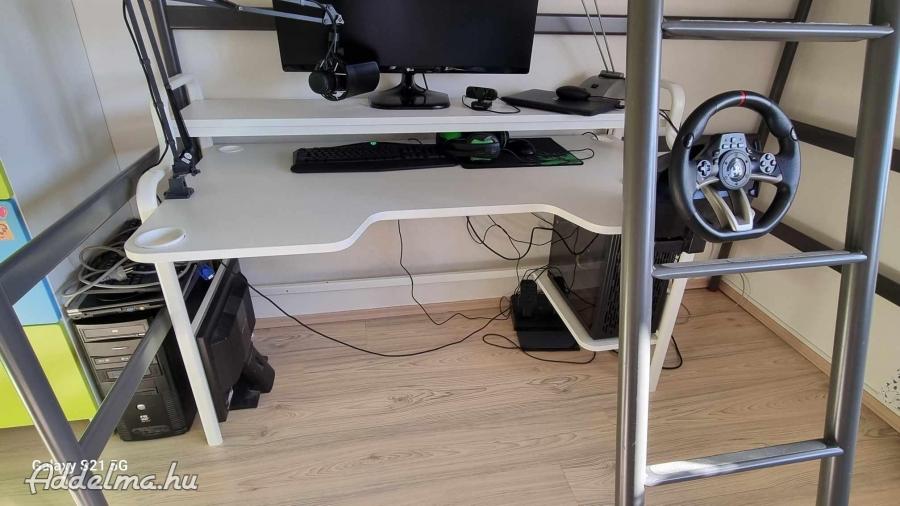 Eladó Ikea Fredde gamer asztal