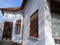 Eladó ingatlan Göd szívében