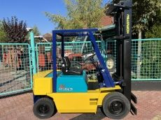 Eladó Komatsu FG20-8 targonca