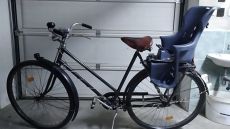 Eladó női kerékpár gyereküléssel