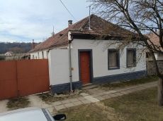 Eladó parasztház Bakonyjákón