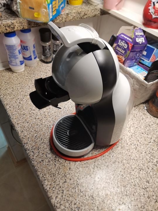 Eladó újszerű Nescafé Dolce Gusto kávéfőző