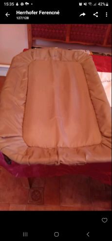 Eladó utazó kisgyermekágy