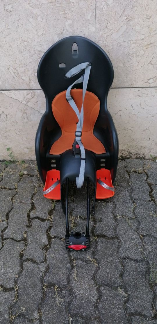 Eladó!Kerékpára szerelhető gyerekülés!