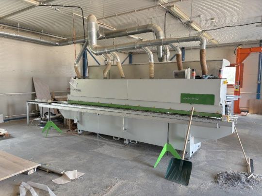 Élzáró gép Biesse Jade 240