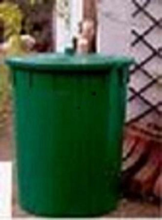 Esővízgyüjtő tartály 500L+tető