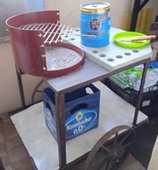 Faszenes grillkocsi márványlappal
