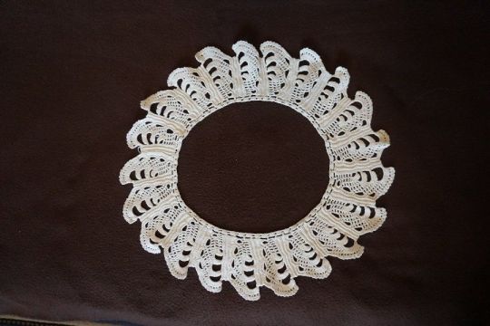 Fehér körkörös csipke alátét terítő eladó.