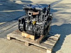 Felújított bolgár 4 hengeres motor