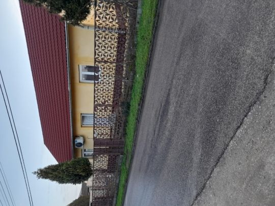 Felújított családi ház eladó