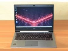 Felújított laptop: Fujitsu LifeBook u745 -10.4