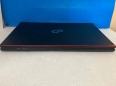 Felújított notebook: Fujitsu LifeBook E556 -Dr-PC-nél