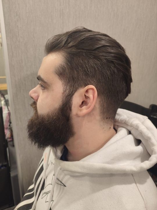 Férfi fodrász- borbély