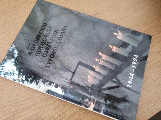 Feuermann L: A debreceni holocaust ötvenedik évfordulójára-1944