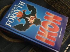 Frederick Forsyth: Ikon - Isten Ökle