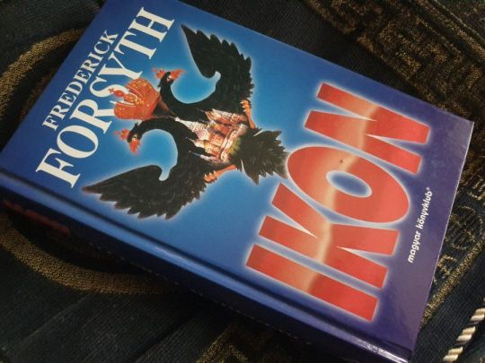Frederick Forsyth: Ikon - Isten Ökle